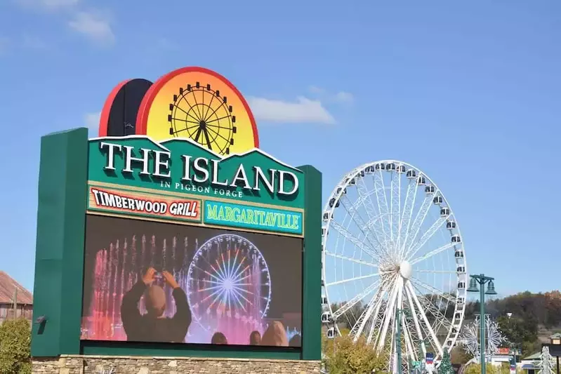 The Island in Pigeon Forge entrance sign