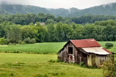 barn along wears valley road