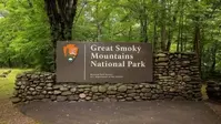 great smoky mountains national park sign