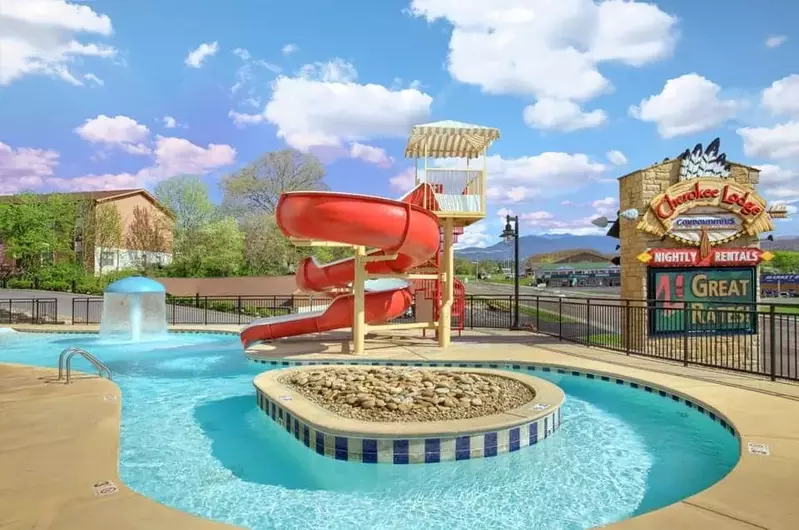Waterslide and pool at Cherokee Lodge Condos in Pigeon Forge