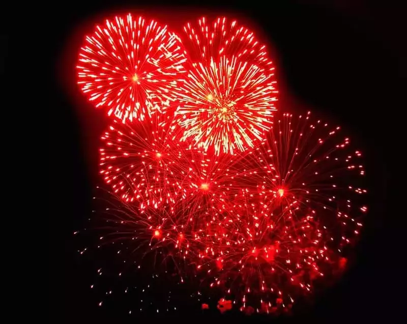 Spectacular red fireworks visible from our Pigeon Forge vacation condos.