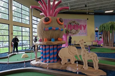 Crave indoor golf course